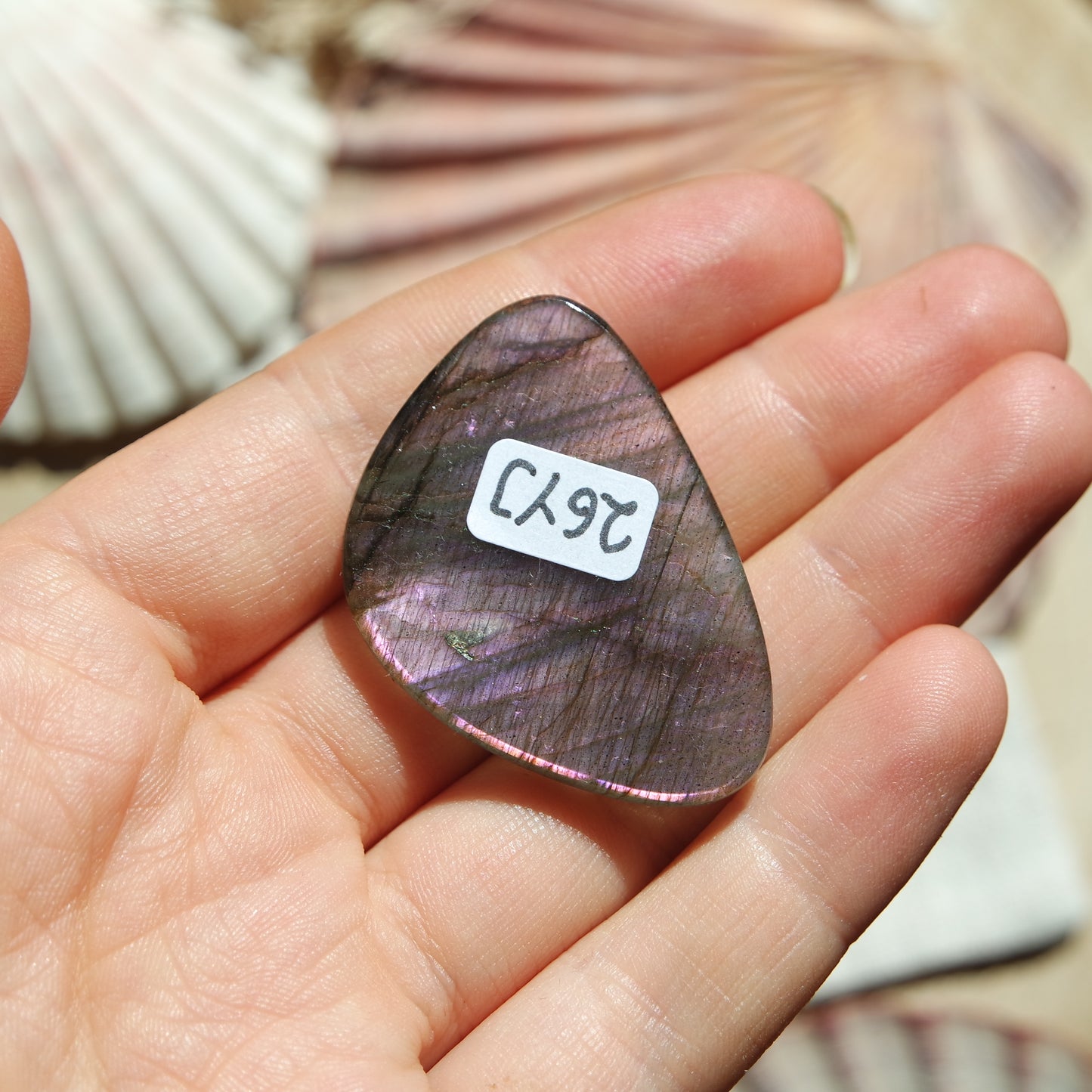 Lila Labradorit Cabochon ~ 26Yj