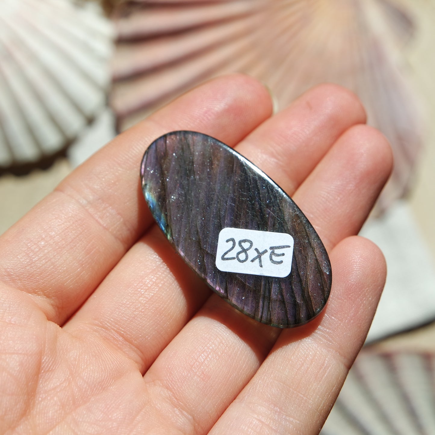 Lila Labradorit Cabochon ~ 28XE