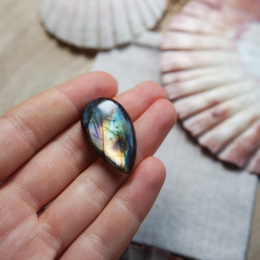 Labradorit Cabochon ~ 14YM