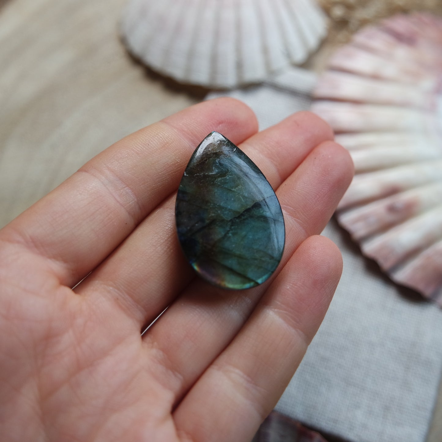 Labradorit Cabochon ~ 14YV