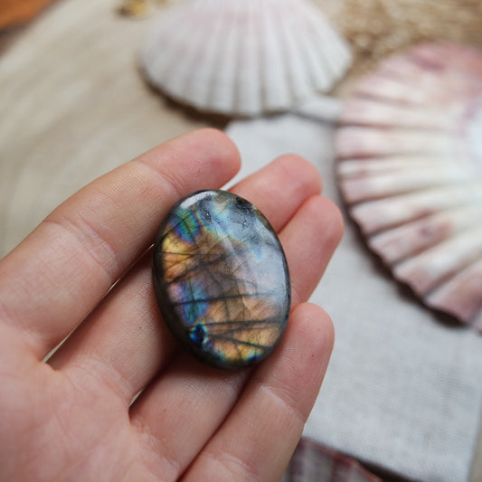 Labradorit Cabochon ~ 29YD