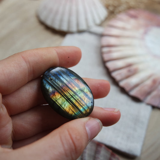 Labradorit Cabochon ~ 29YQ