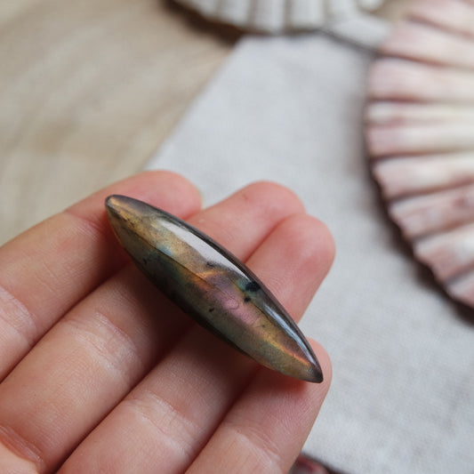 Labradorit Cabochon ~ 18YH