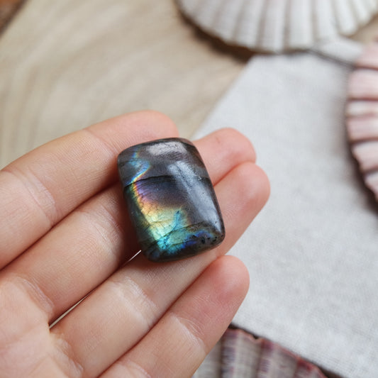 Labradorit Cabochon ~ 18YM