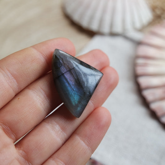 Labradorit Cabochon ~ 18YP