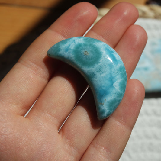 Larimar Mond ~ TT200