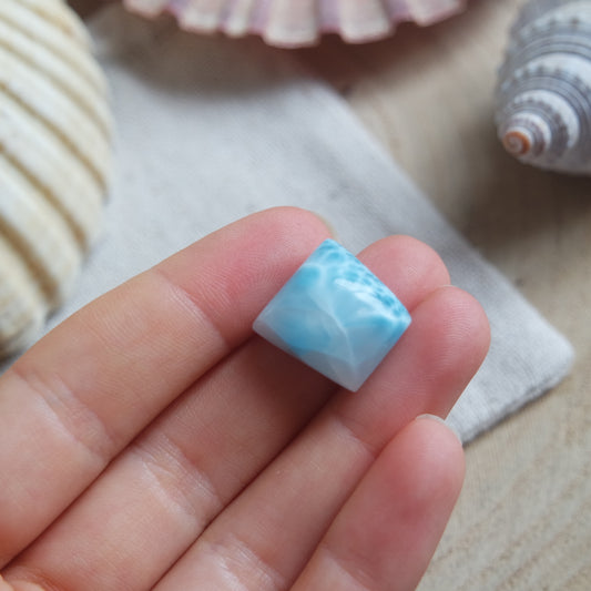 Larimar Cabochon ~ 45L