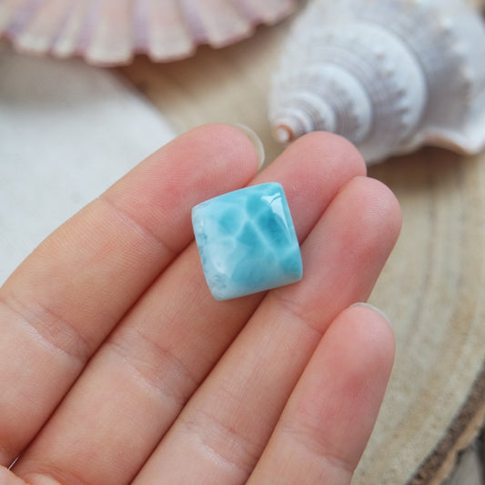 Larimar Cabochon ~ 39L
