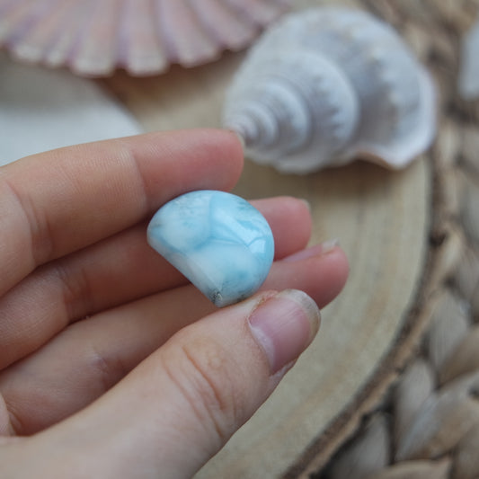 Larimar Cabochon ~ 70L