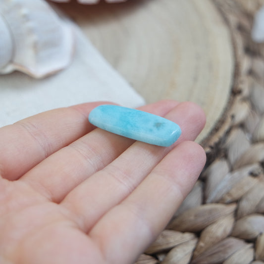 Larimar Cabochon ~ 25ll