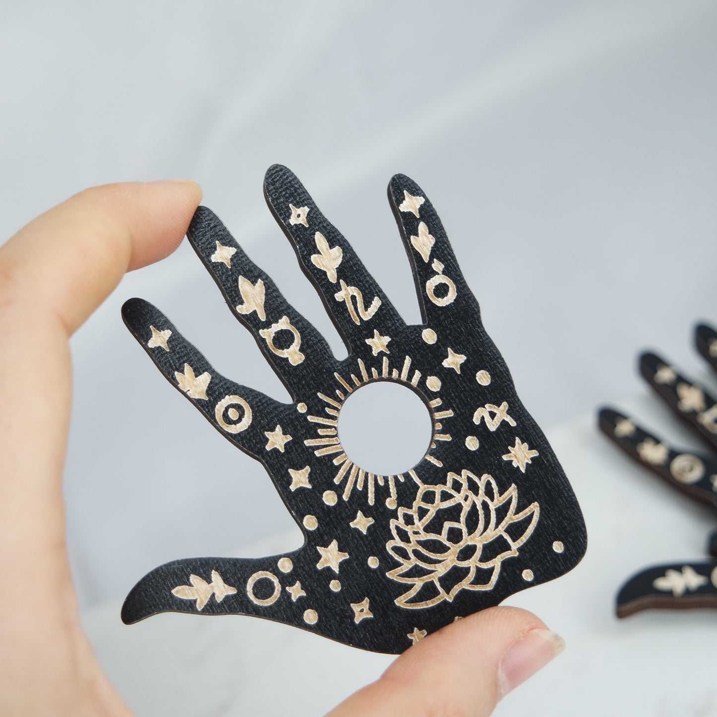 Holz Kugel Ständer ~ hand