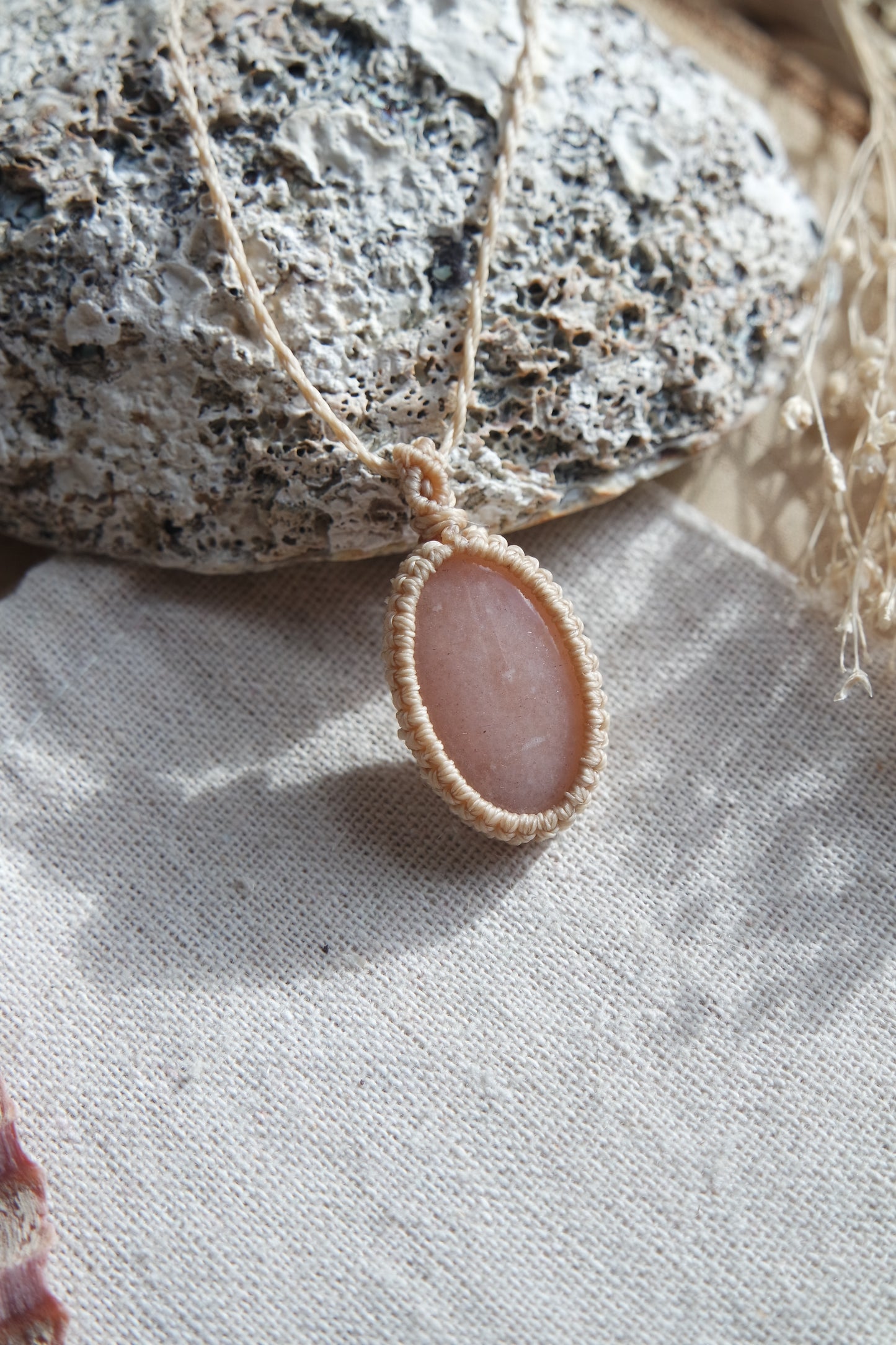 Spiritueller Schmuck – Mondstein Kette handmade