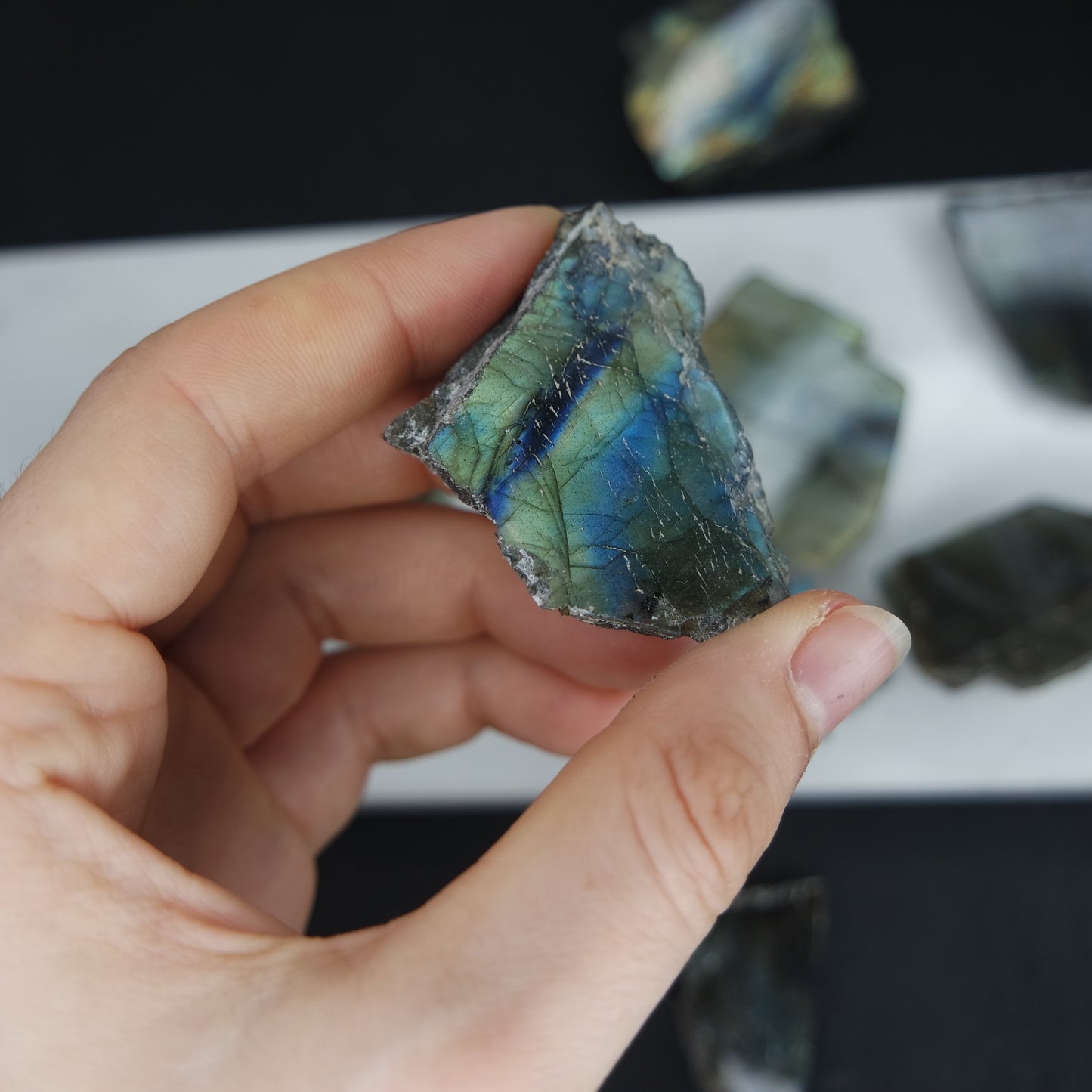 Labradorit stück klein