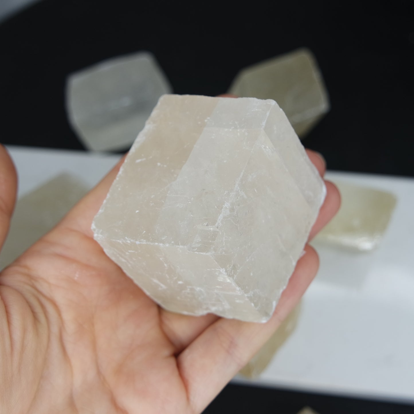 Optical Calcit gelb (feldspat) Rohstein