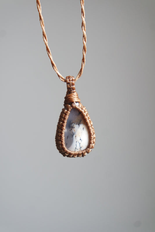 Dentriten-Opal Makramee Kette ~ Nymelia