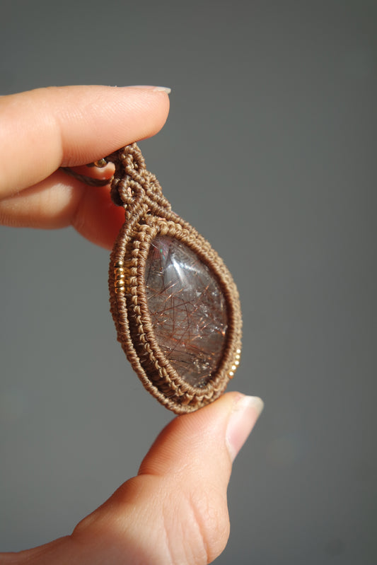 Rutil Makramee Kette ~ Goldschimmer