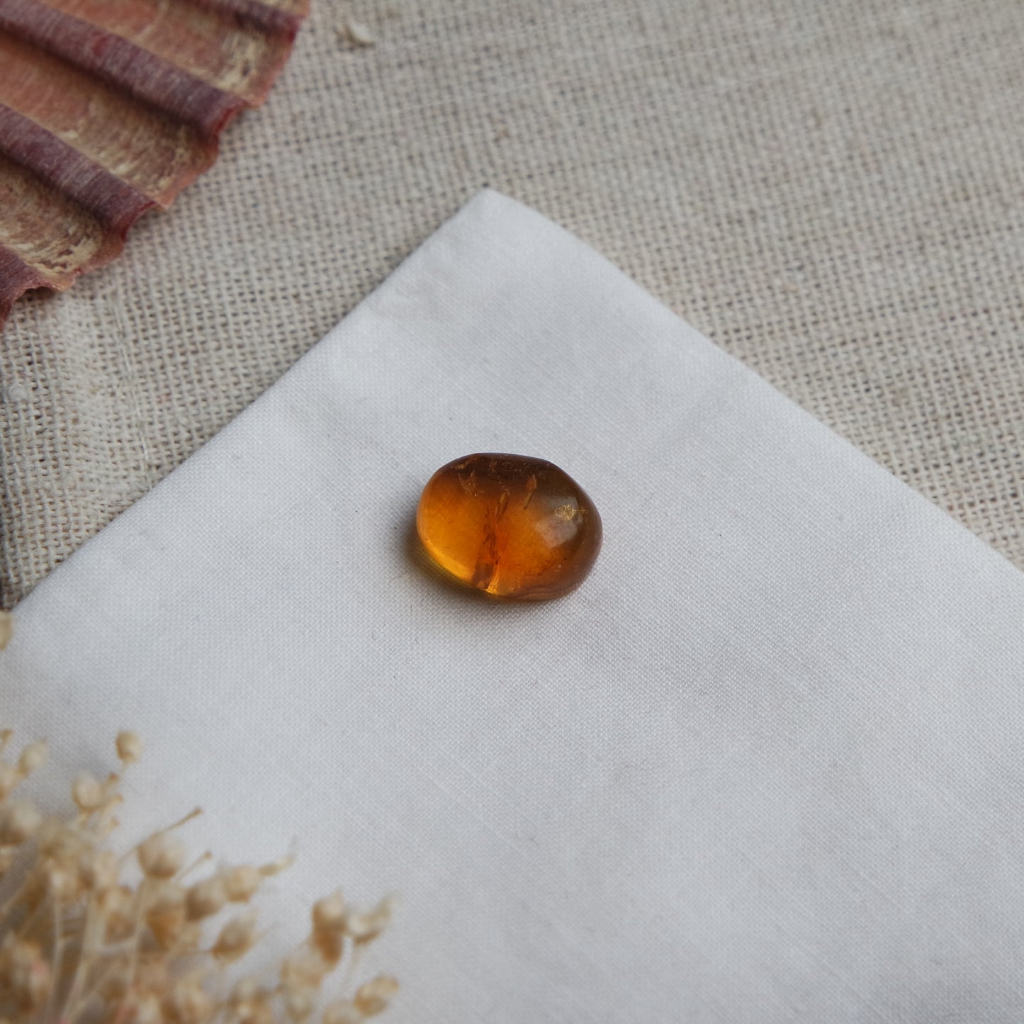Bernstein Cabochon aus der Karibik ~ BB8