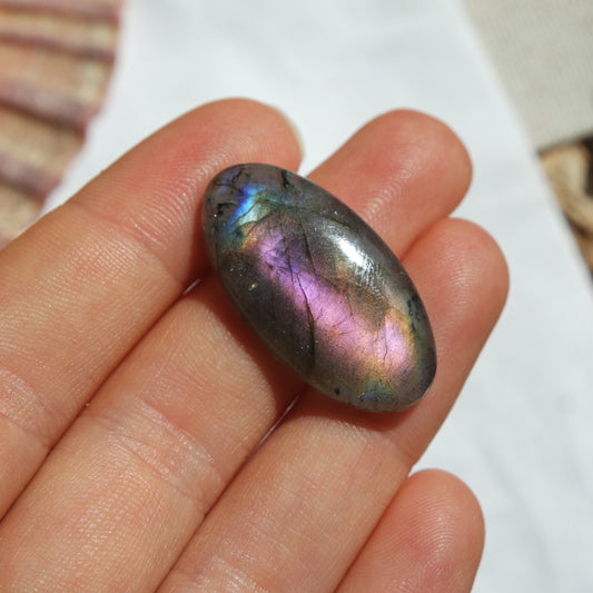 Labradorit Cabochon ~ 12ZA