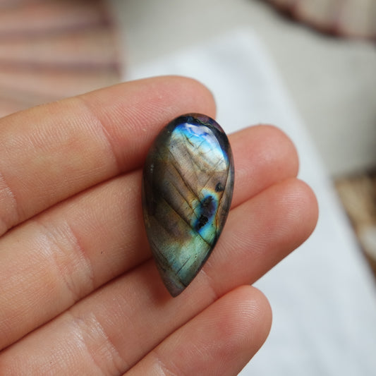 Labradorit Cabochon ~ 12Zj