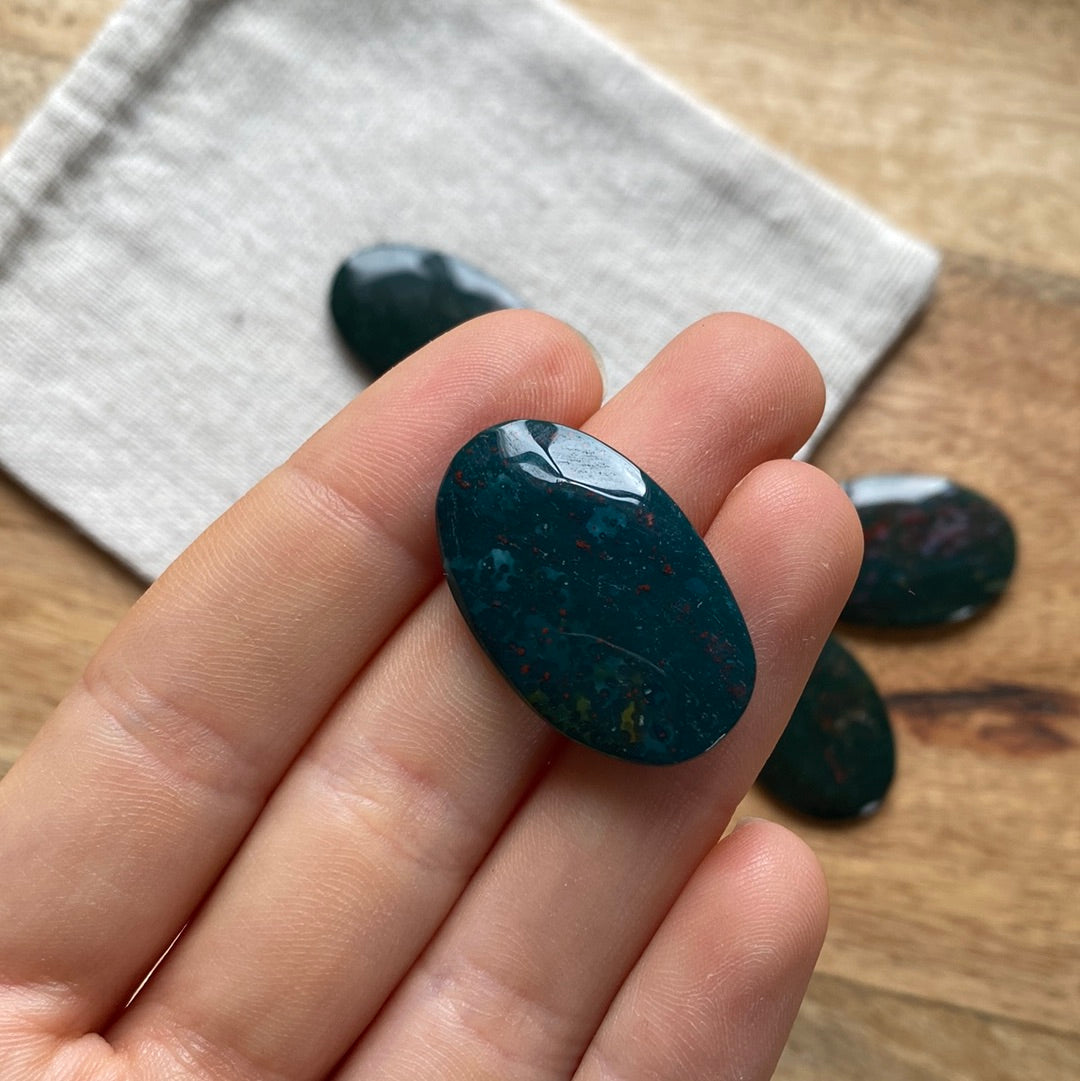 Heliotrop Cabochon ~ D3