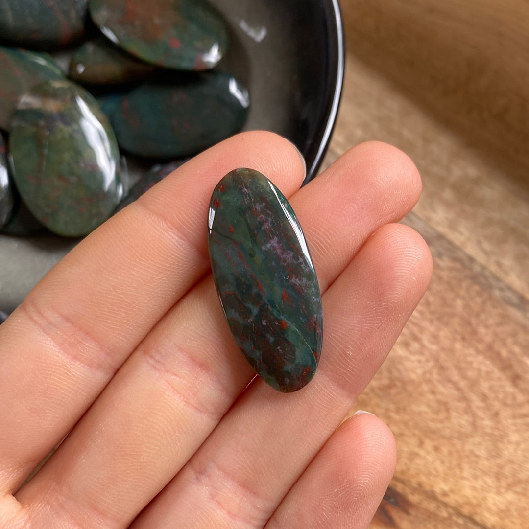 Heliotrop Cabochon ~ H3