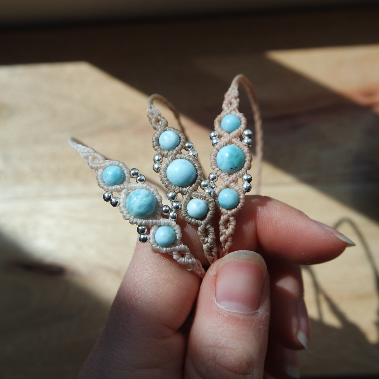 Larimar Makramee Armband