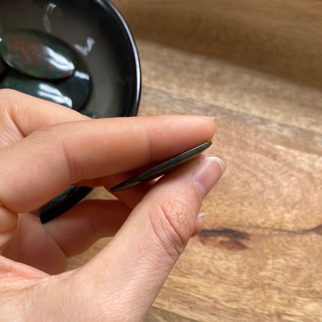 Heliotrop Cabochon ~ M3