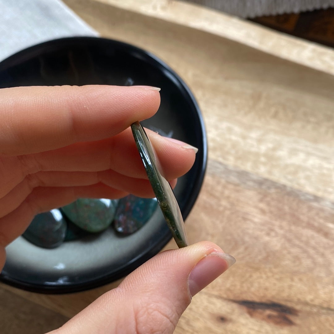 Heliotrop Cabochon ~ G5