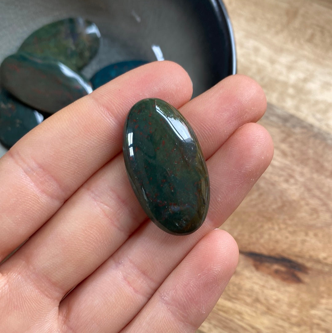 Heliotrop Cabochon ~ T4