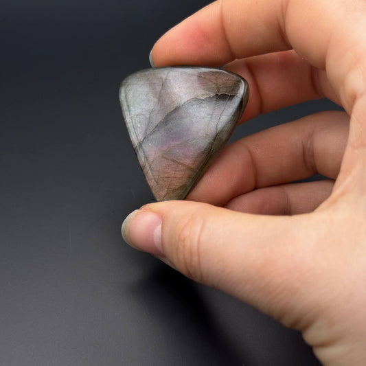 Lila Labradorit Cabochon ~ 34G