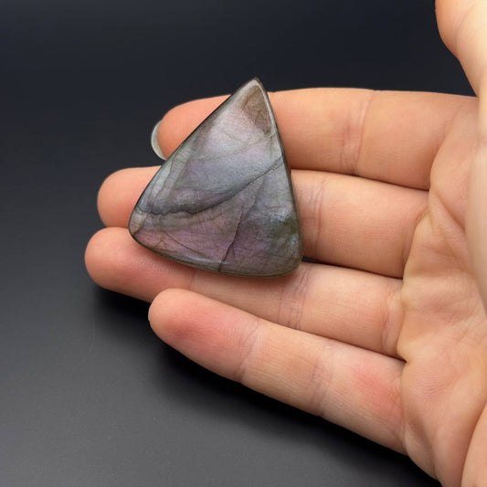 Lila Labradorit Cabochon ~ 34G