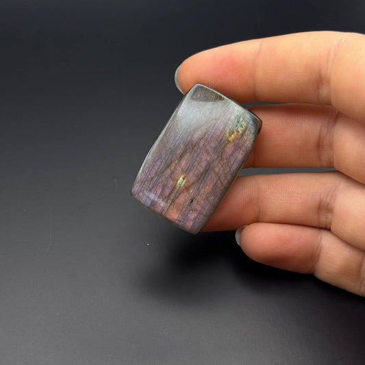 Lila Labradorit Cabochon ~ 34i