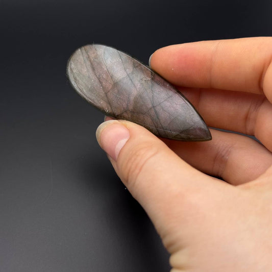 Lila Labradorit Cabochon ~ 34D