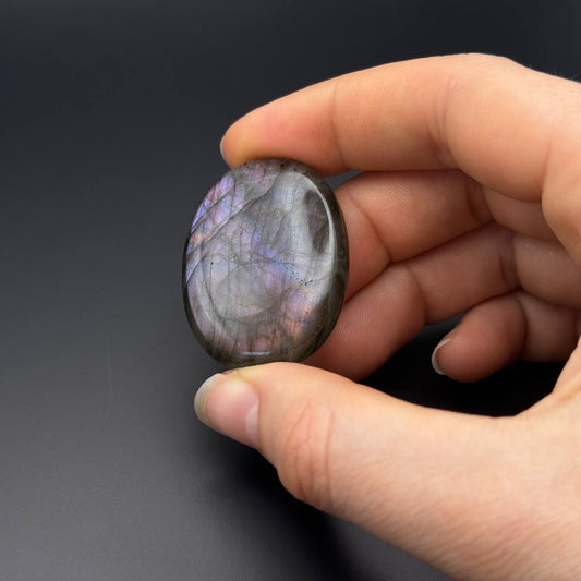 Lila Labradorit Cabochon ~ 34A