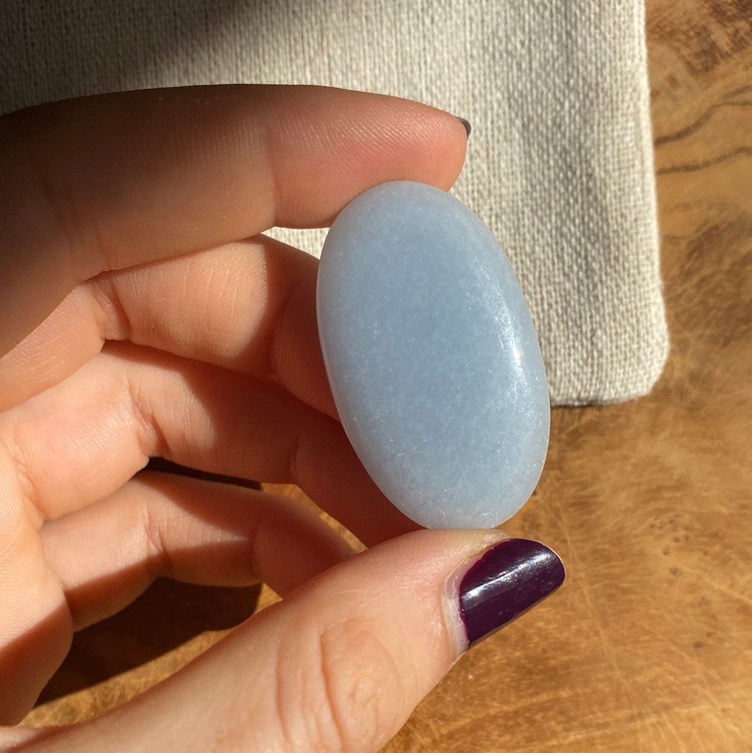 Angelit Cabochon 013