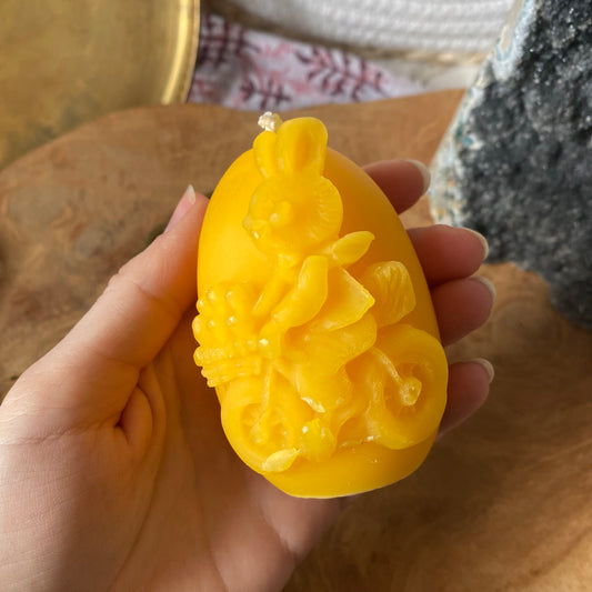 Osterei mit Hase Bienenwachskerze