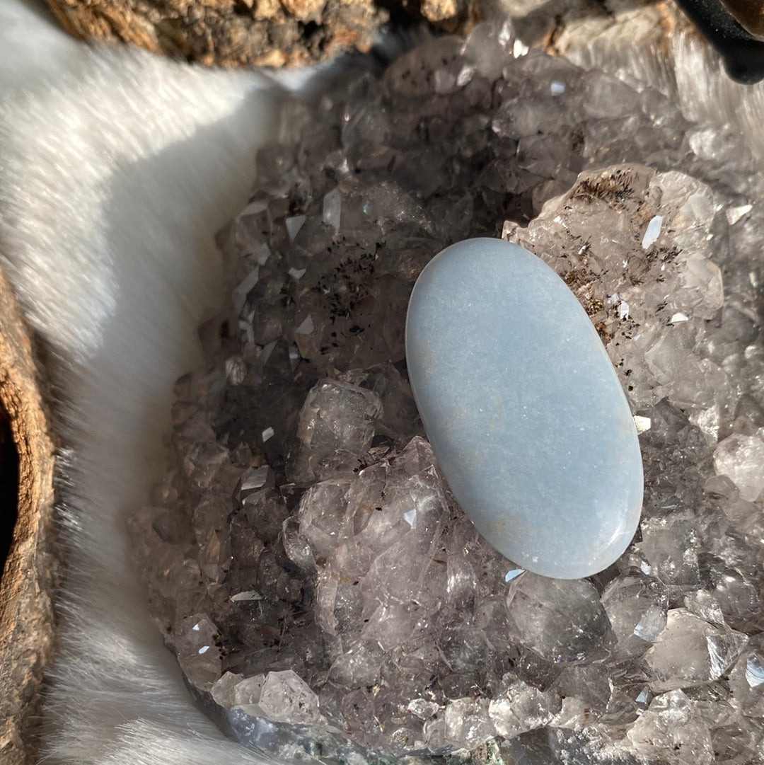 Angelit Cabochon ~009