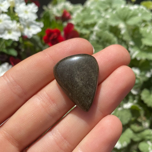 Shinie Obsidian Cabochon