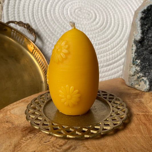 Osterei mit Blumen Bienenwachskerze