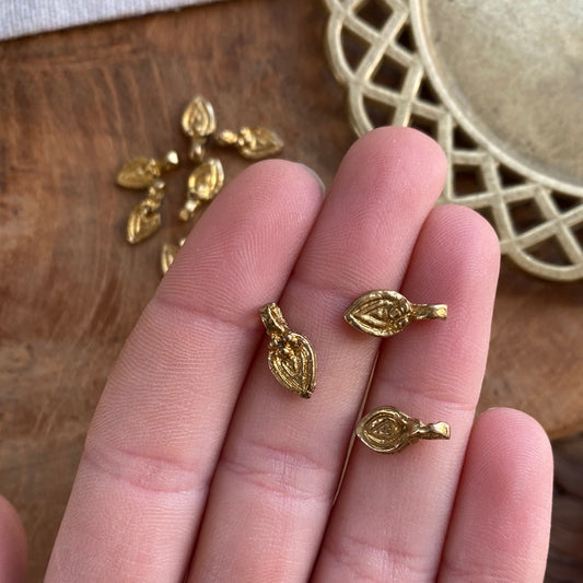 Messing kleine Tropfen Anhänger