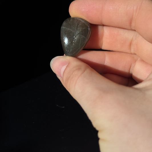 Lila Labradorit Cabochon ~ 14ZW