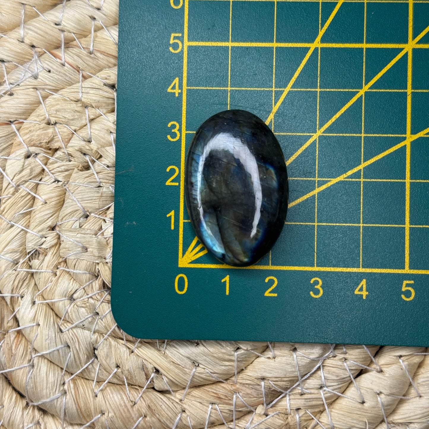 Labradorit Cabochon ~ 7FD