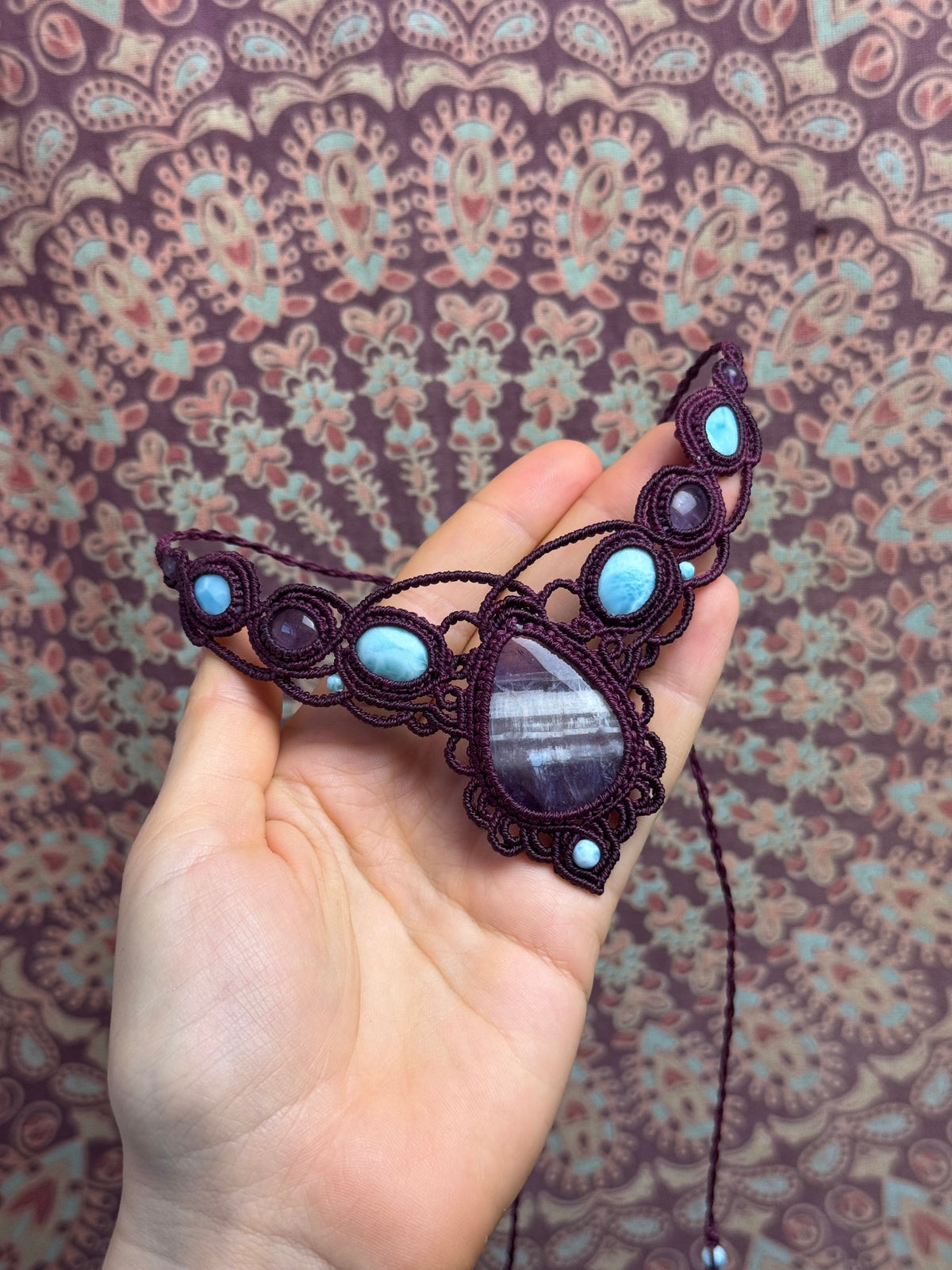 Amethyst & Larimar Makramee Collier