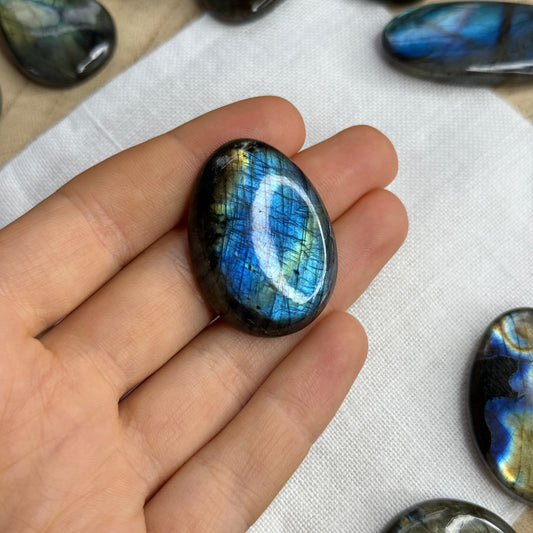 Labradorit Cabochon ~ 9FL