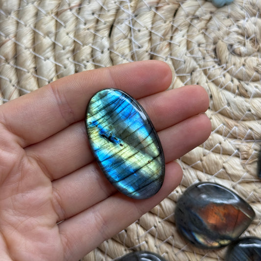 Labradorit Cabochon ~ 11FF