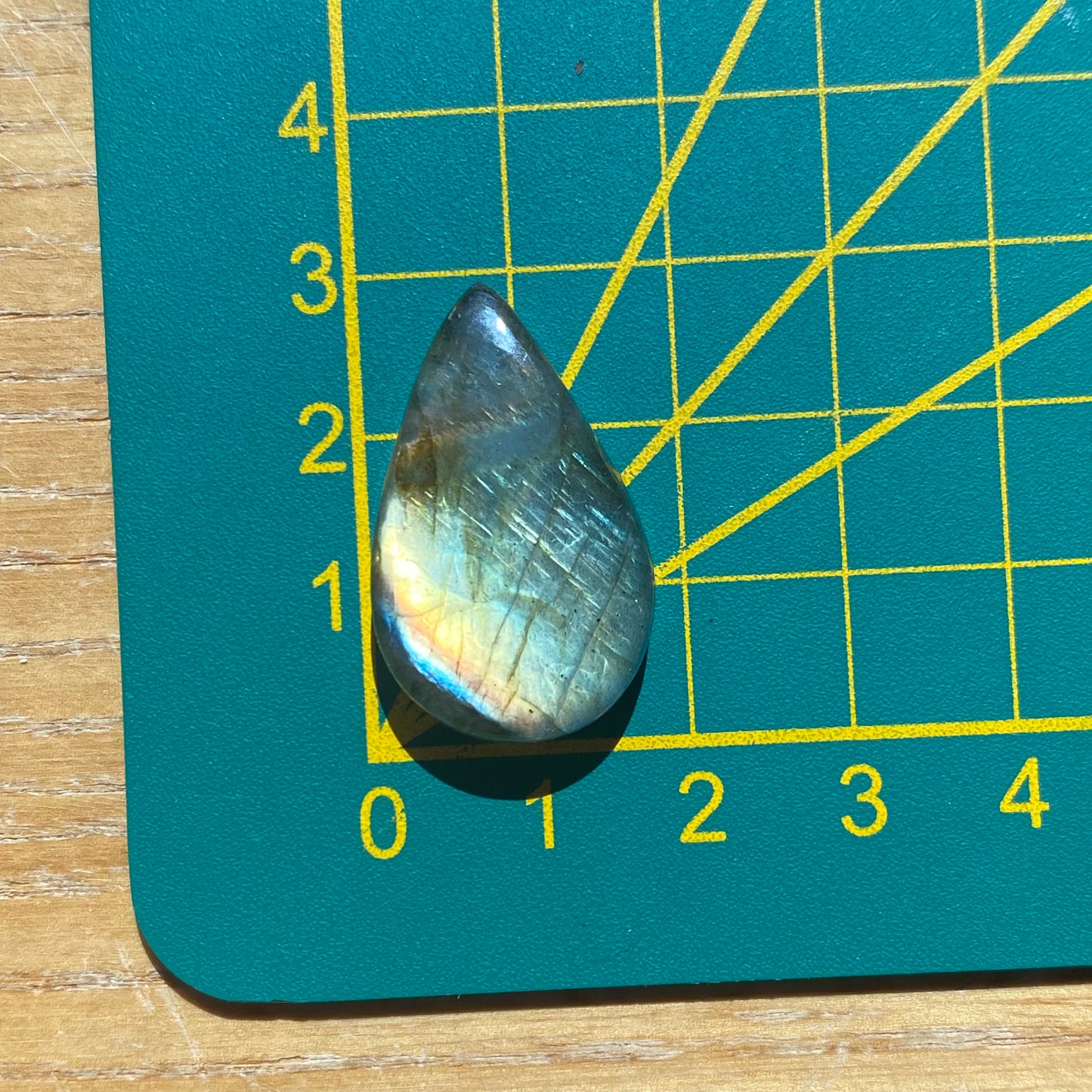 Labradorit Cabochon ~ 4XV