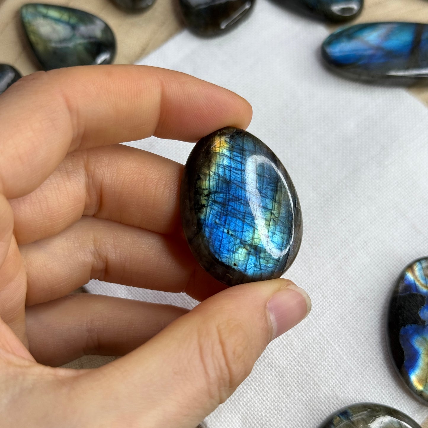 Labradorit Cabochon ~ 9FL