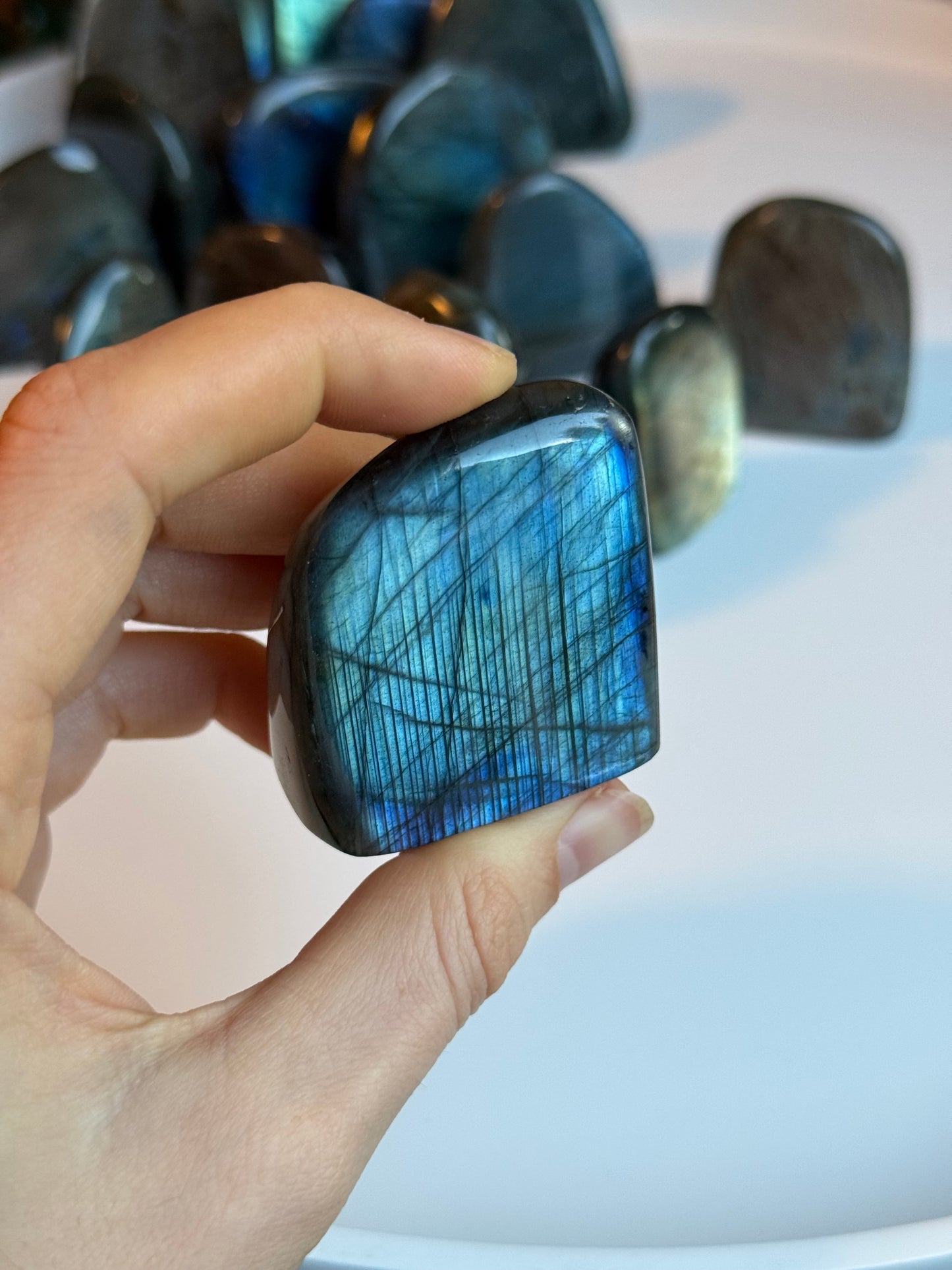 Labradorit freiform ~ H24