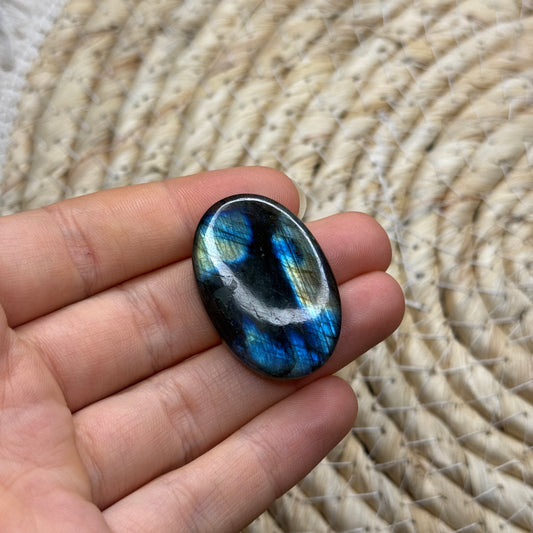 Labradorit Cabochon ~ 7Fj