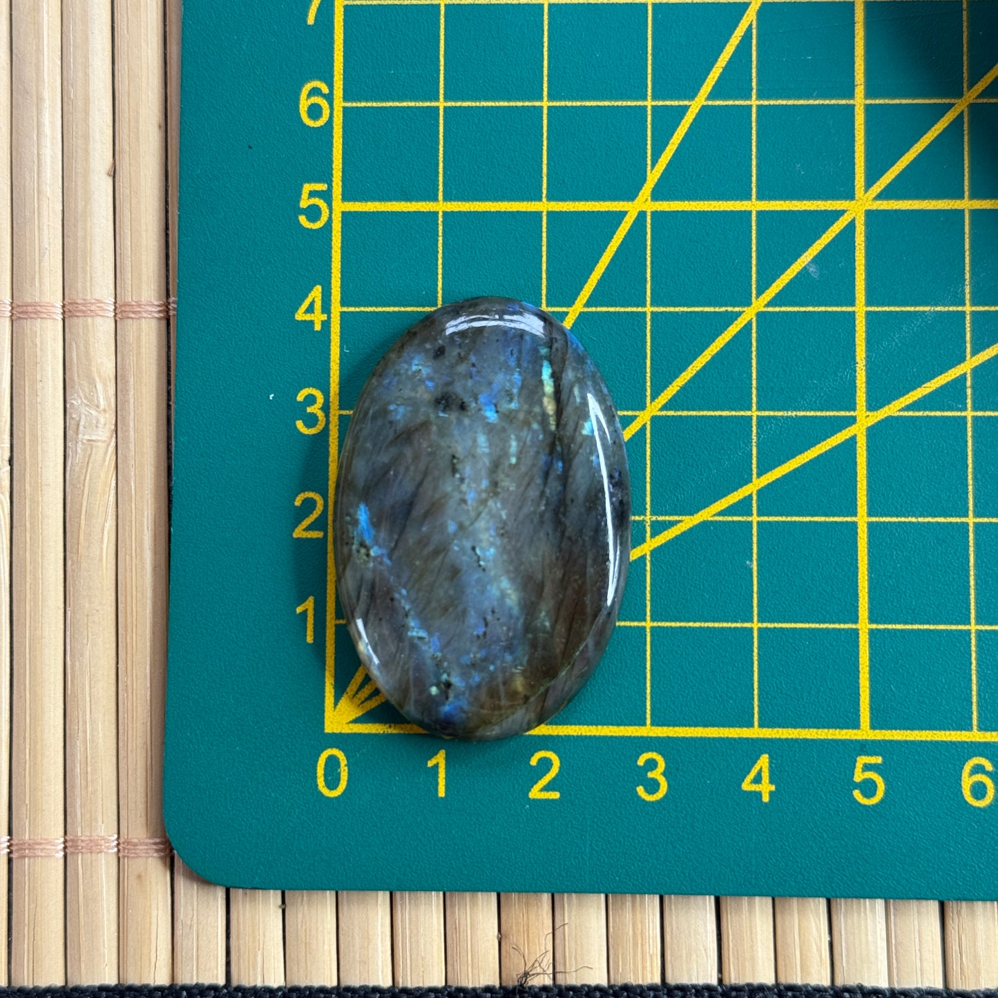 Labradorit Cabochon ~ 9FB